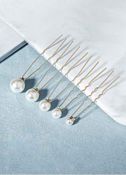 Singular Pearl Hairpins Set